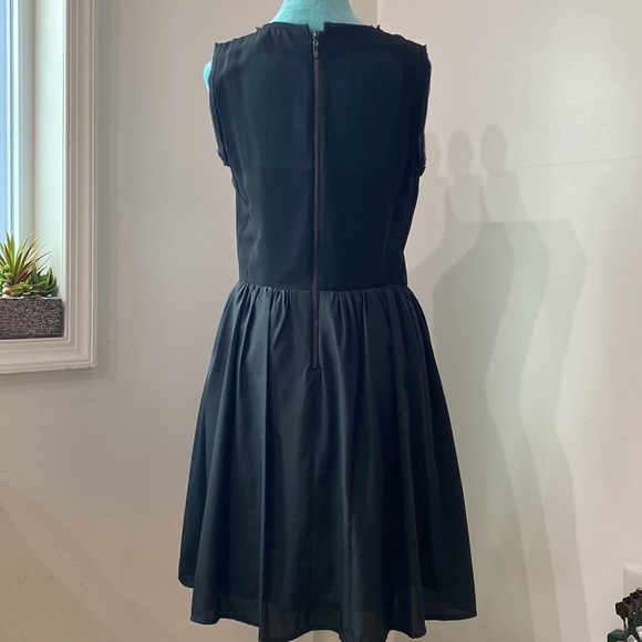 Jessica Simpson Fit & Flare Black Dress Tulle Sz 8 - Picture 2 of 8